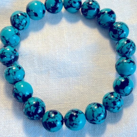 Stretchable Bracelet Beaded Howlite - Picture 2 of 3